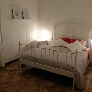  Alloggio in famiglia Spaziosa Matrimoniale Nel Centro Di Italia